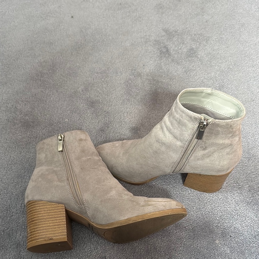 Women's Suede Ankle Boots - Beige